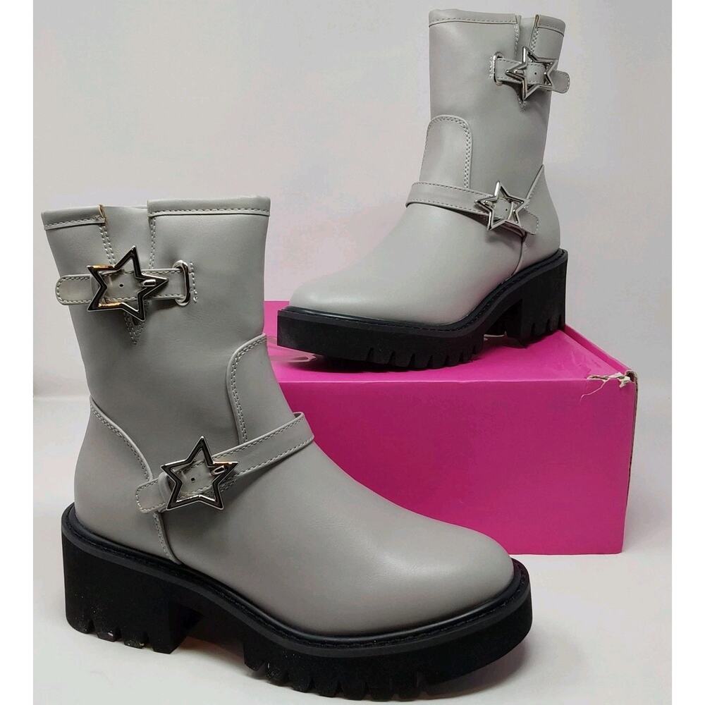 Olivia Miller Grey Star Buckle Lug Sole Combat Boots Womens 7.5 NI